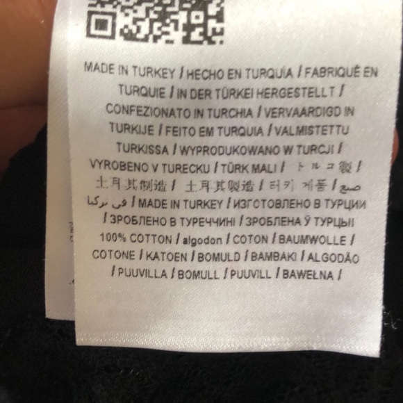 Guess Kids XL Gold, Bronze, Silver Shirt Not Used - Picture 6 of 6